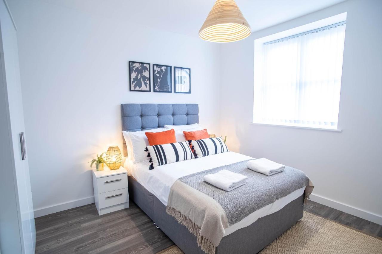 Luxury Apartments Available Next To Train Station - The Wallgate Apartments Wigan - Free Parking Luaran gambar